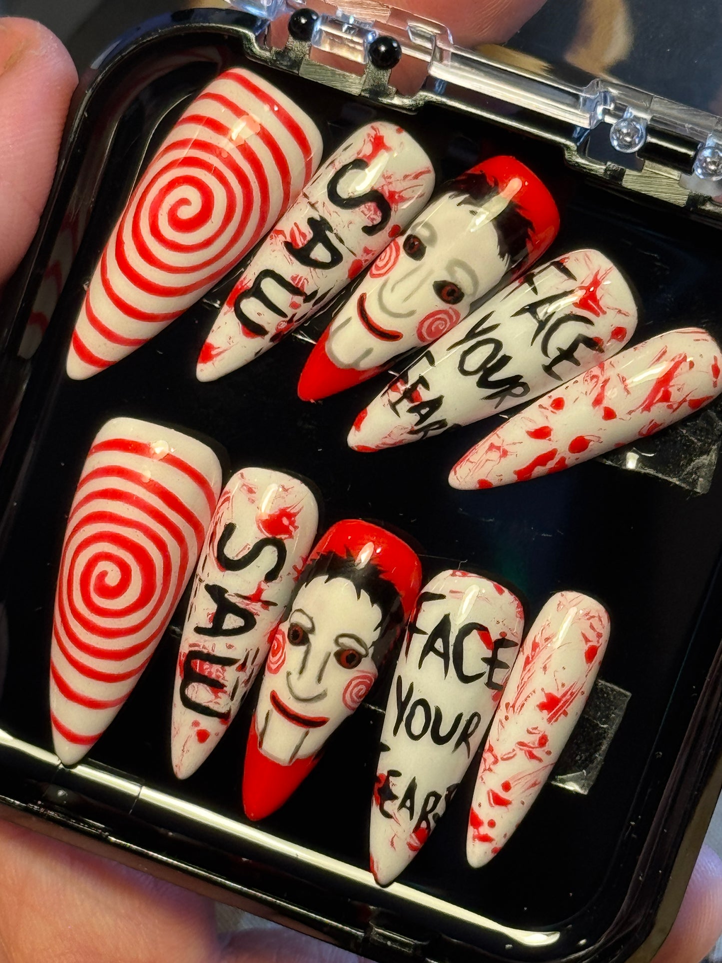 Face Your Fears - Cosplay, Press On Nails Set, Theme Park Nails, Nerdy Press On Nails, Alternative Nails, Horror Nails, Saw Film, Thorpe Park Nails